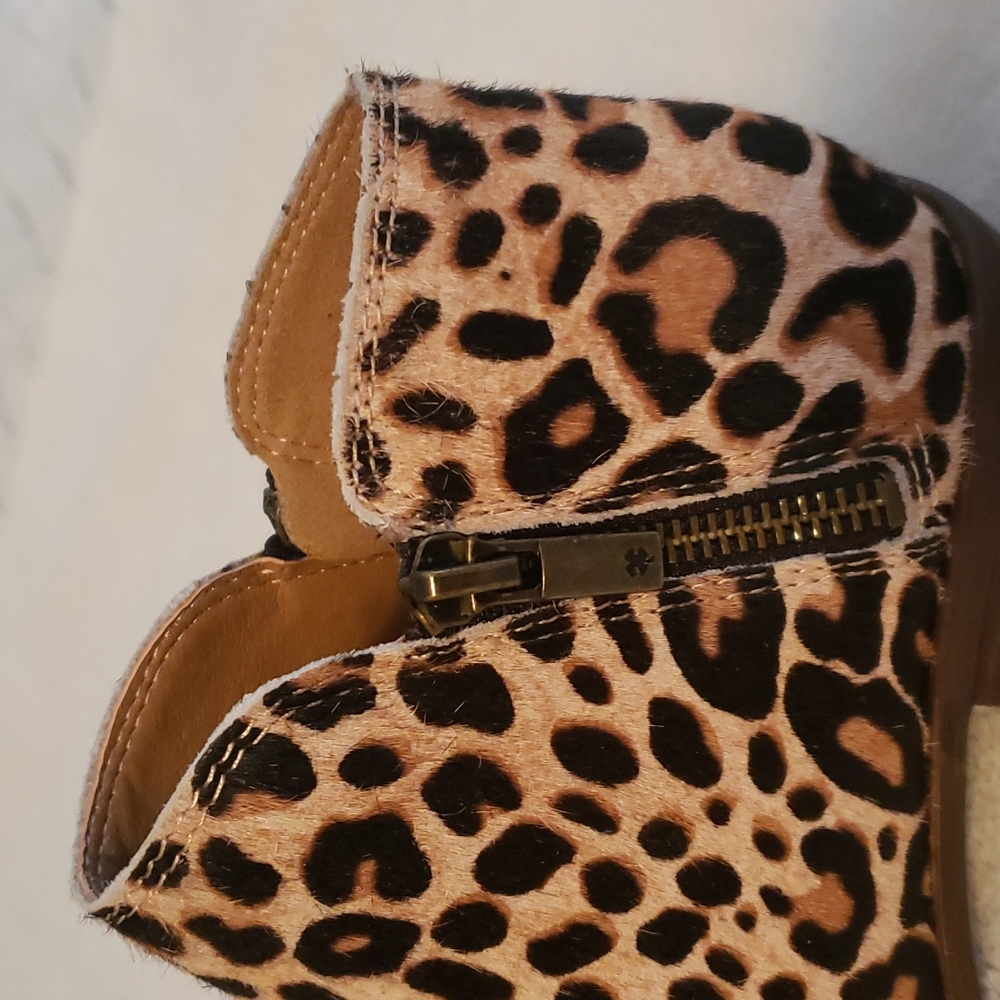 Booties - Picture 3 of 4